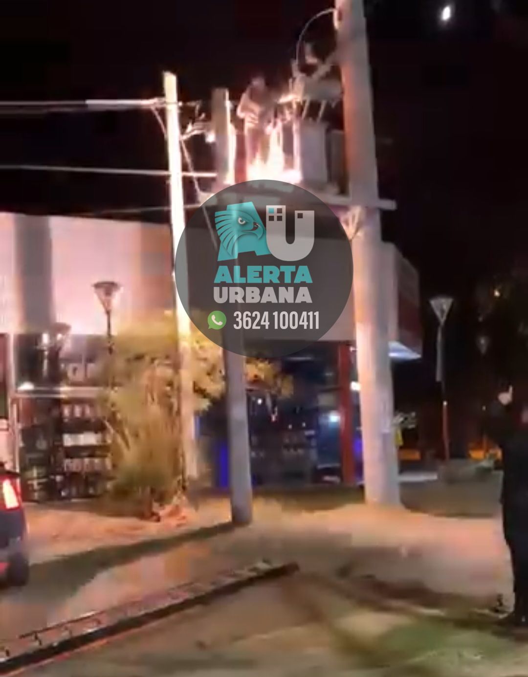 VIDEO Sensible: No ocurrió en Chaco. Se subió a un transformador y se electrocutó en Merlo-Pcia. de Buenos Aires