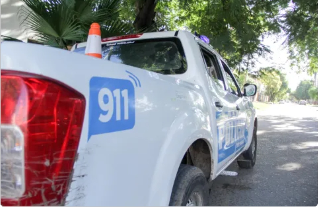 Buscan a un sátiro que habría manoseado a una motociclista en plena calle