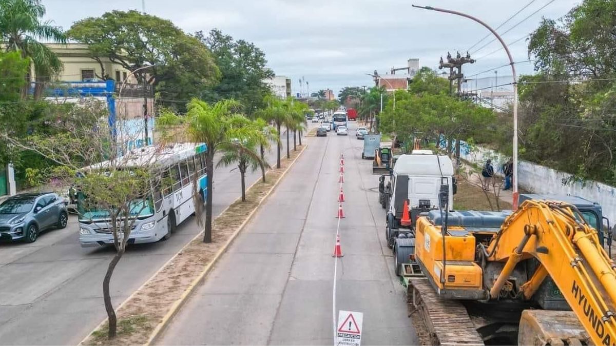 El Gobierno provincial avanza con la pavimentación de la avenida 9 de Julio