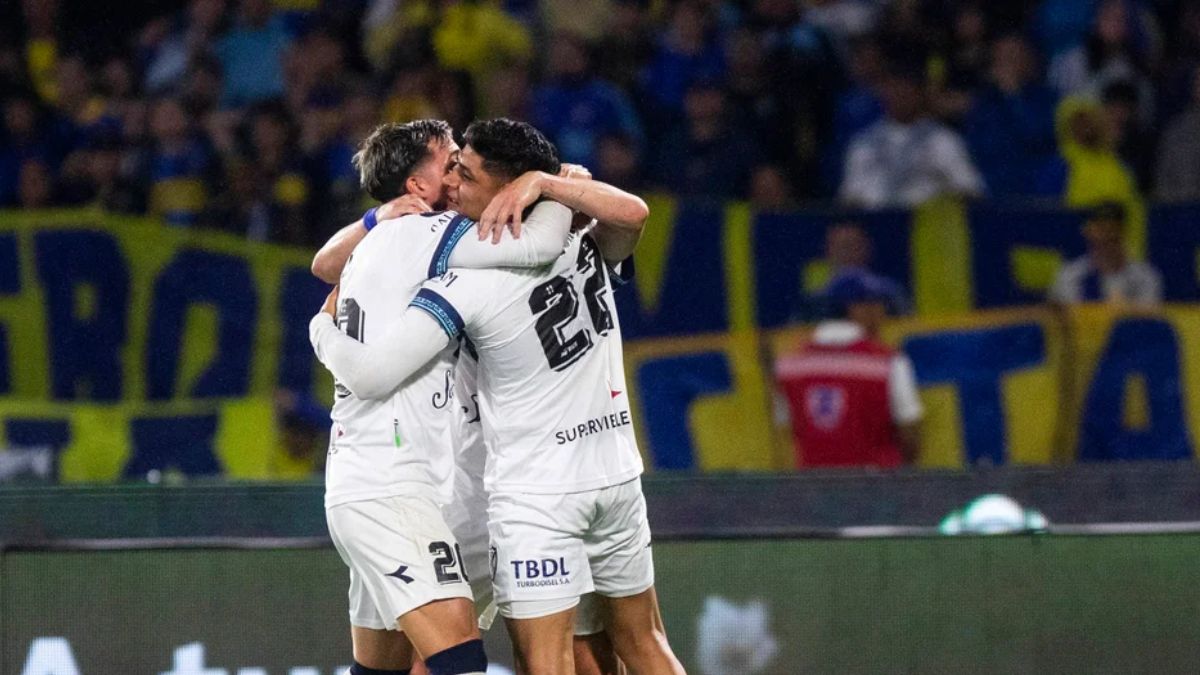 Vélez se lo dio vuelta a Boca en una semifinal increíble y es finalista de la Copa Argentina