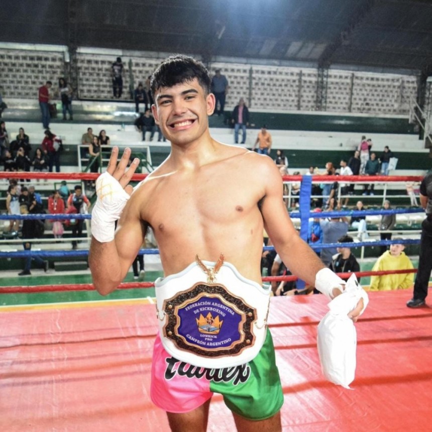 Chaqueño multicampeón de kickboxing busca sponsors para representar a la Argentina en el Mundial de Indonesia