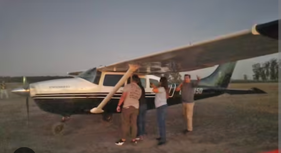 Rosario: las Fuerzas Armadas interceptaron una avioneta que llevaba casi 500 kilos de cocaína