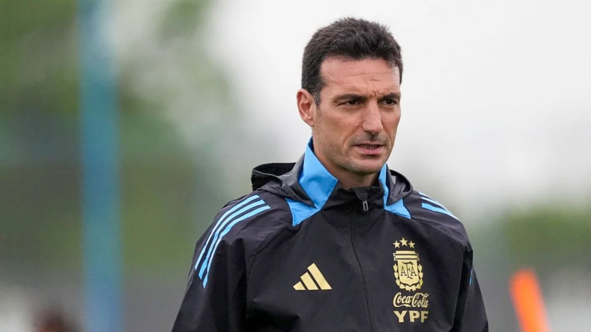 La Selección argentina tiene su último entrenamiento antes de viajar a Paraguay