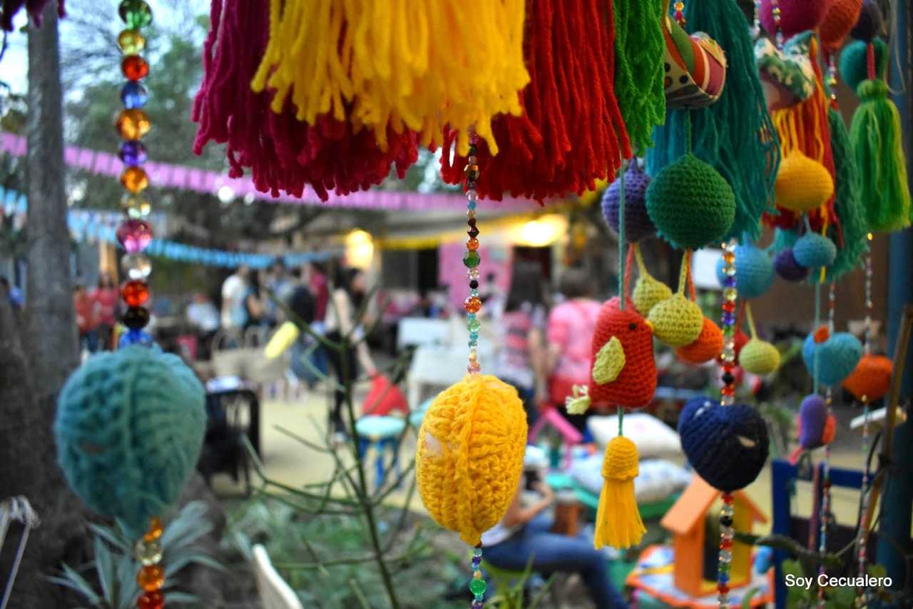 Feria navideña de arte y diseño en los patios del Cecual 