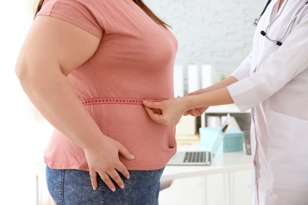 Mujeres con sobrepeso: son más propensas a los síntomas de covid