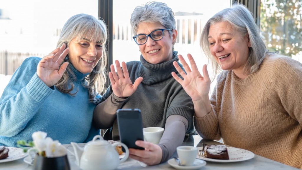 Vermut, la red social que conecta a adultos mayores que quieren tener nuevos vínculos
