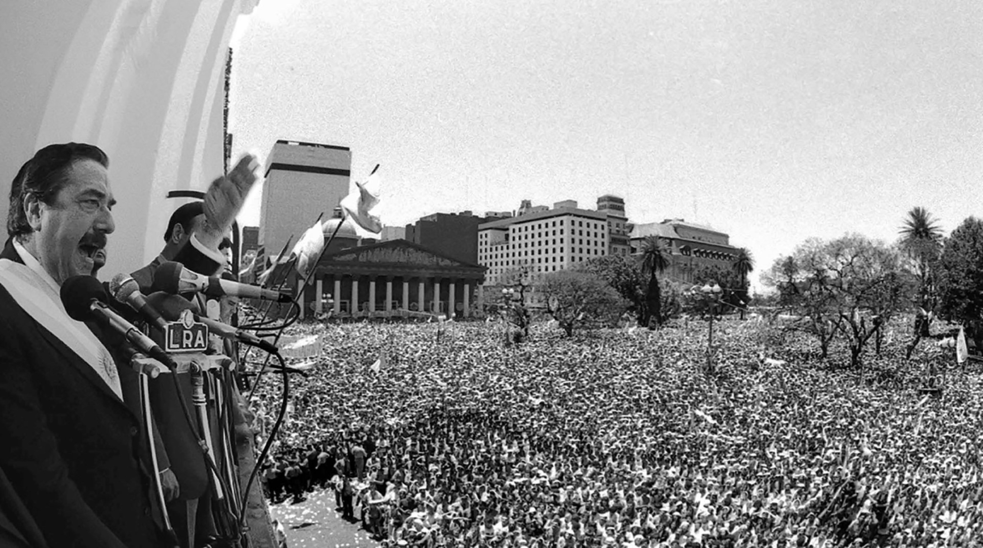 Hoy es 10 de diciembre, Día de la Restauración de la Democracia