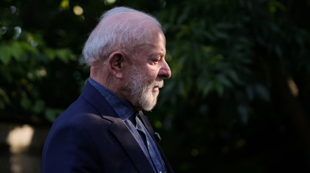 Lula da Silva fue hospitalizado y operado de urgencia por una hemorragia en el cerebro