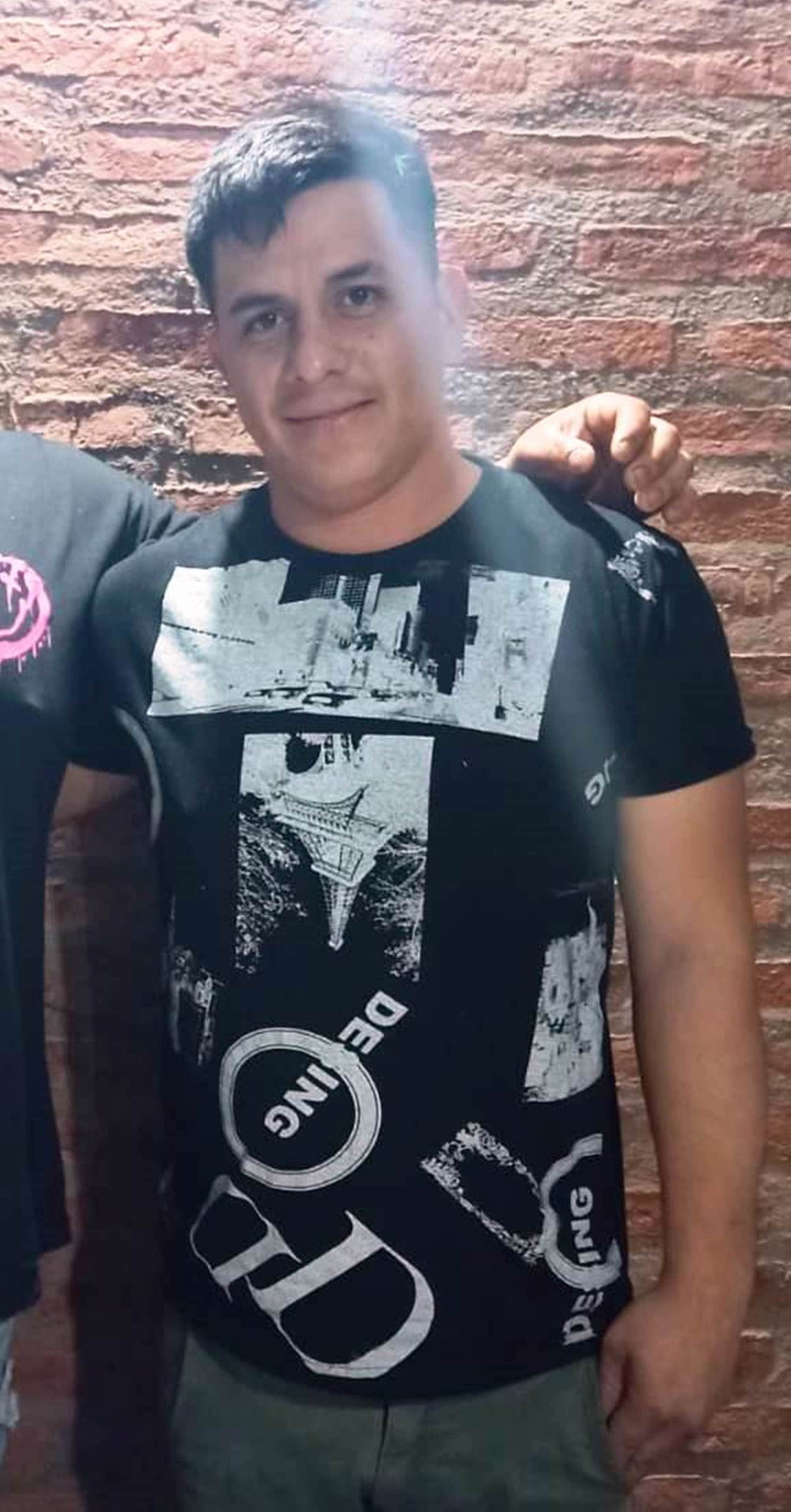 Buscan a Diego Armando Ruiz, joven desaparecido en Villa Luzuriaga 