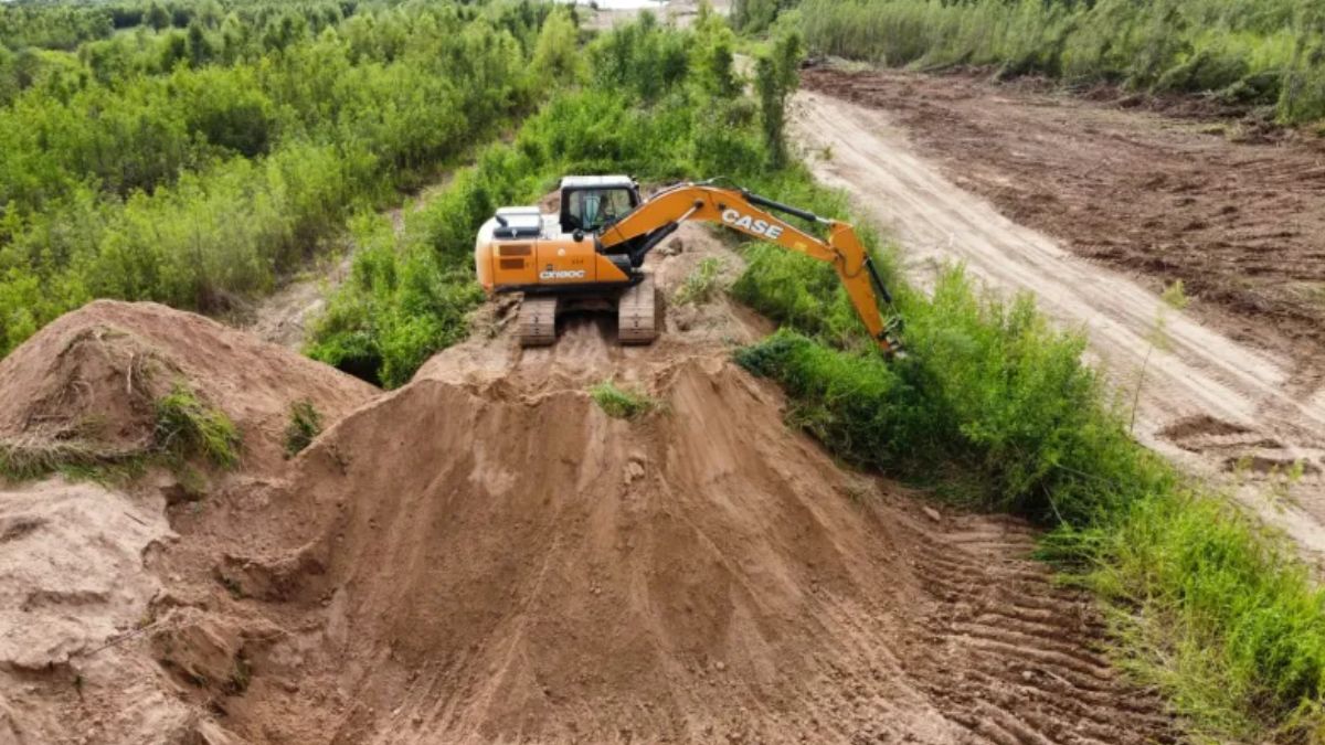 Vialidad Provincial trabaja en reencauzar el Río Bermejo en Puerto Lavalle