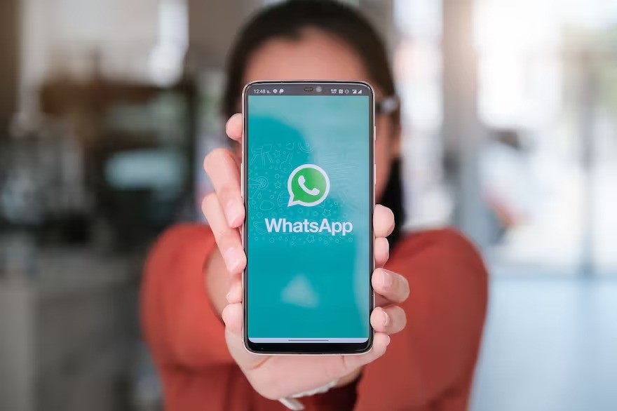 Cambios en WhatsApp: ¿Cómo te avisa que la otra persona está escribiendo o grabando un audio?
