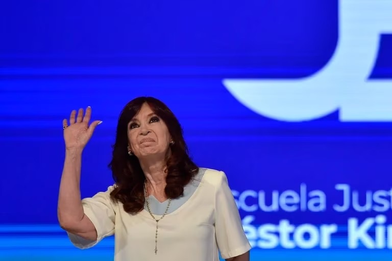Cristina enfrentará otro juicio: la acusan de lavado de activos